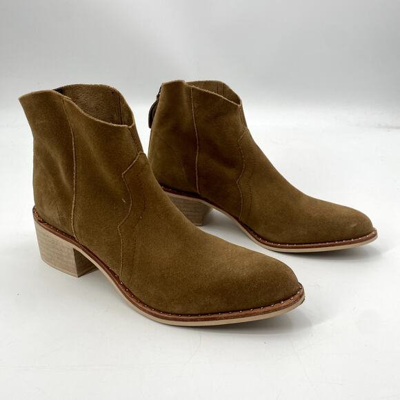 Crevo Size 8.5 Tan Suede Western Style Boots - Picture 8 of 8
